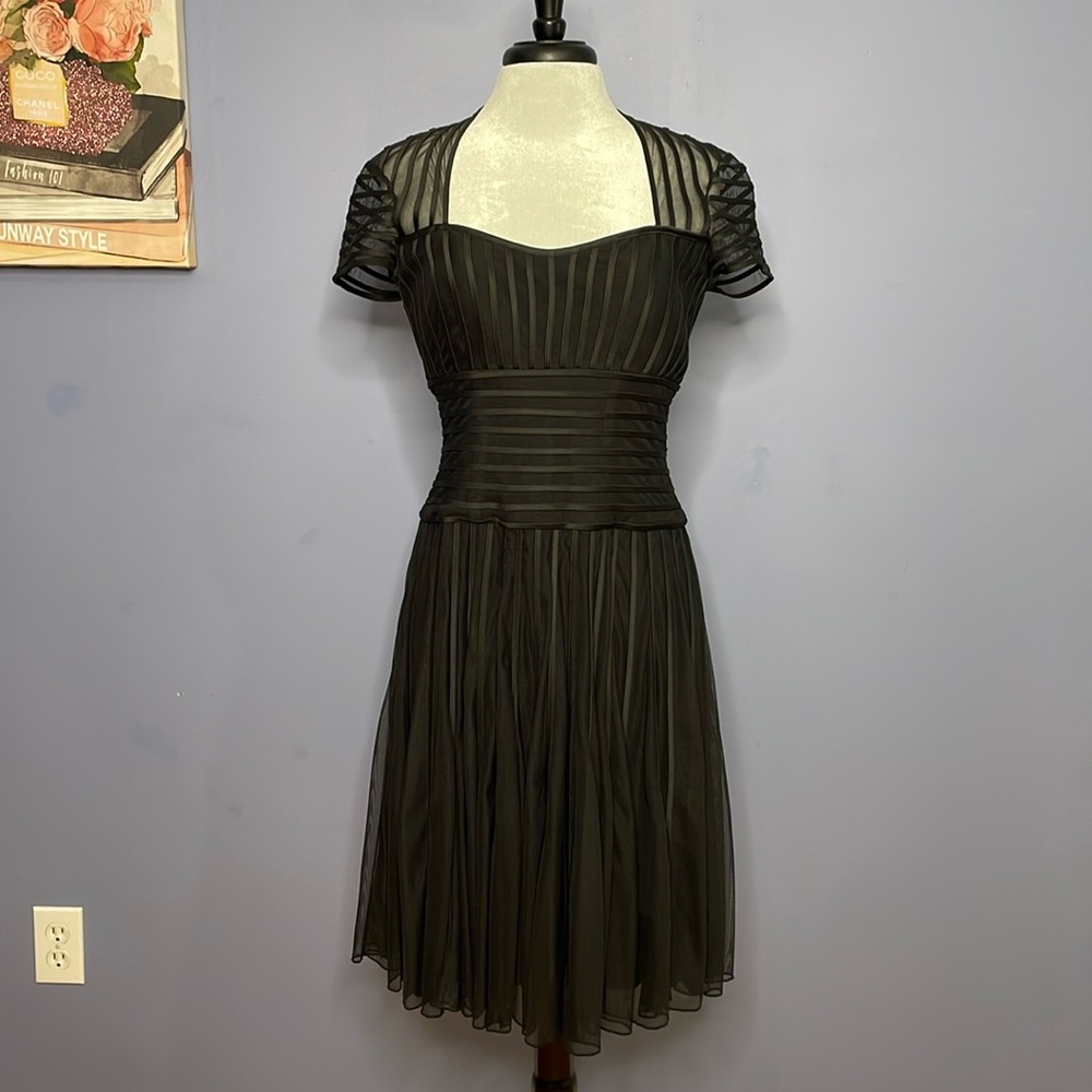 JS Collections Women’s Black Mesh Cap Sleeve Striped Knee Length Dress Size 10 - Picture 2 of 14